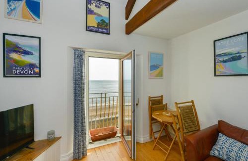 Torcross Apartment | 2 Bayview