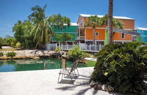 Big Coppitt Key House | 2 BD 2 BA canal front home minutes from Key West with parking & dock space