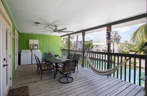 Big Coppitt Key House | 2 BD 2 BA canal front home minutes from Key West with parking & dock space