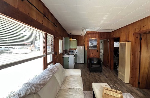 Meredith Cabin | 2 Bdrm Cozy Cottage #1 -Water Access and Dock on Lake Winnipesaukee - Meredith