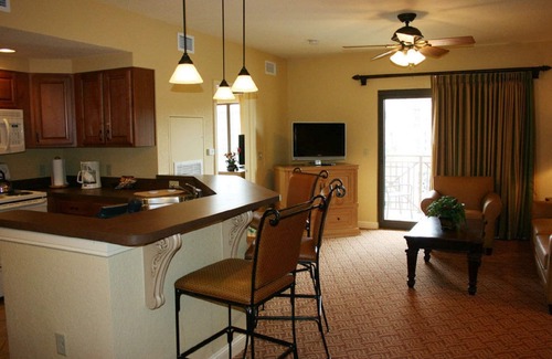 Lake Buena Vista Resort | 2 Bdrm Deluxe condo at Resort in Bonnet Creek-Please email owner first