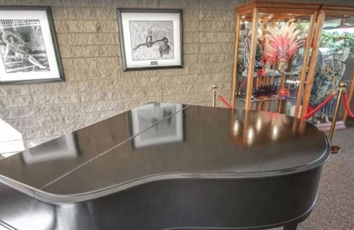Historic Tennis Club Condo | 2 BDRM Villa 361 Palm Springs