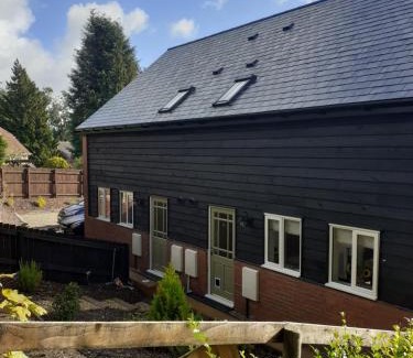 Rhayader House | 2 Bear Barns