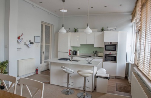 Ipswich Apartment | 2 Bed/2 Bath Nr Christchurch Park, (Grd Flr)