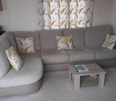 Grampound House | 2 bed 2 ensuite Holiday Home