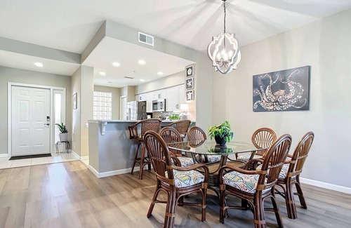 Tropical Cove Condo | 2 bed 2 full bath w/pool, golf included w 30 day
