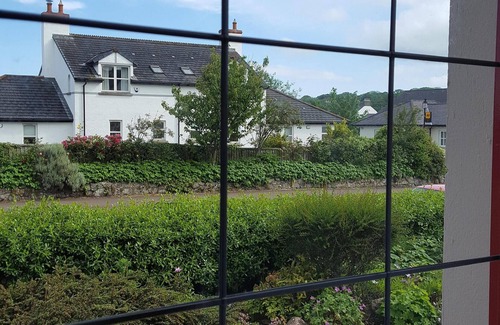 Bushmills Apartment | 2 Bed Apartment , Bushmills with secure parking/garage close to Giants Causeway