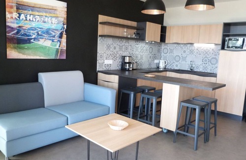 La Tranche-sur-Mer Apartment | 2-bed apt, direct beach access, ground floor, pool, pets OK