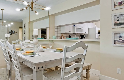 Whitney Beach Condo | 2 bed condo close to AMI with a spectacular lake view!