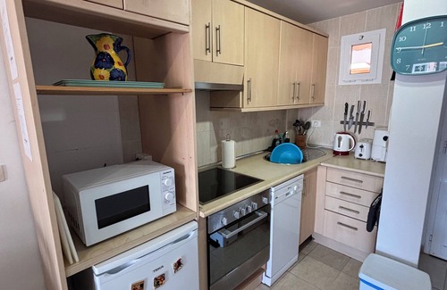 Caleta de Fuste Apartment | 2 bed ground floor apartment on the Esmeralda complex close to bars, restaurants