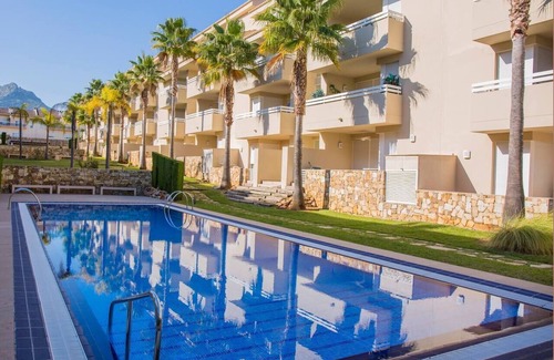 Pego Apartment | 2 Bed Flat - Sleeps 4 - Pool - Parking - Garden