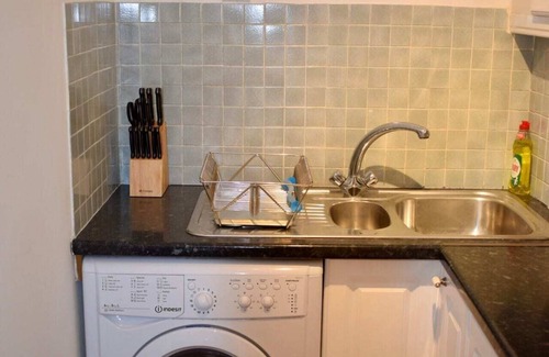 The Liberties Apartment | 2 Bed Historical Christchurch With Parking