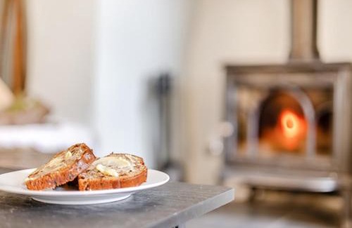 Cwmtirmynach House | 2 Bed in Betws-y-Coed SKN03
