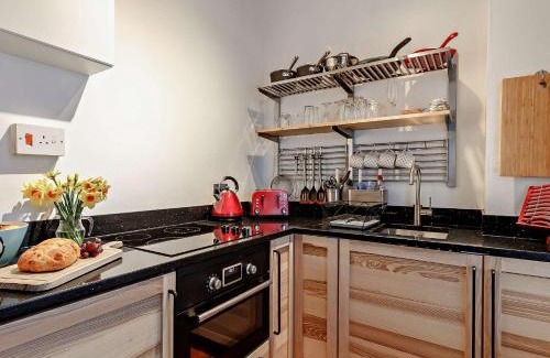 Heligan House | 2 Bed in Bovey Tracey PRIMC