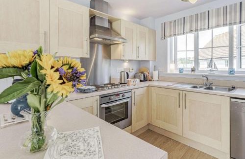 Camber House | 2 Bed in Camber 88709