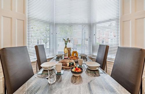Carlisle House | 2 Bed in Carlisle 92868