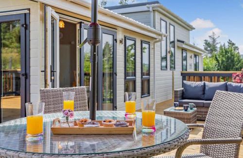 Hawick House | 2 Bed in Cavers 96262