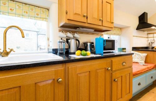 Peak District House | 2 Bed in Chapel-en-le-Frith PK606