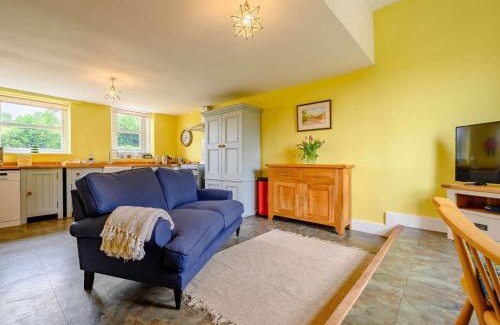 Egremont House | 2 Bed in Egremont 87227
