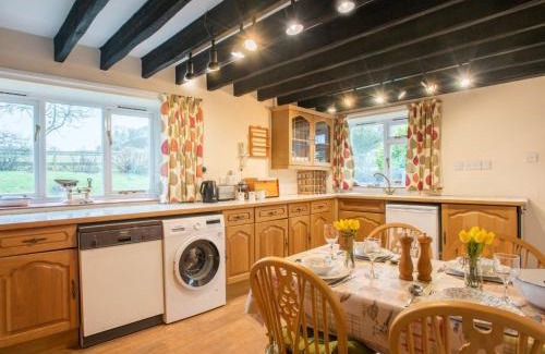 Kelling House | 2 Bed in Kelling NCC25