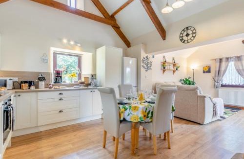 Beaworthy House | 2 Bed in Launceston TILLI