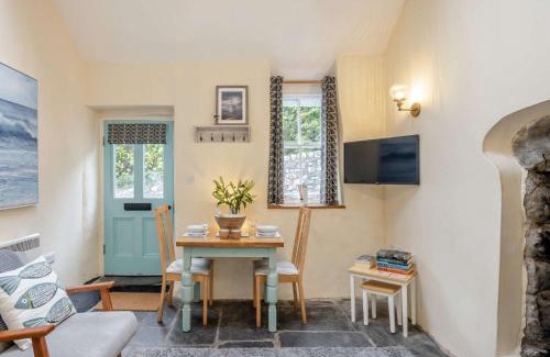 Llwyngwril House | 2 Bed in Llwyngwril 58564
