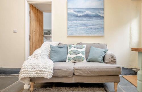Llwyngwril House | 2 Bed in Llwyngwril 58564