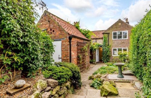 Malton House | 2 Bed in Old Malton 78794