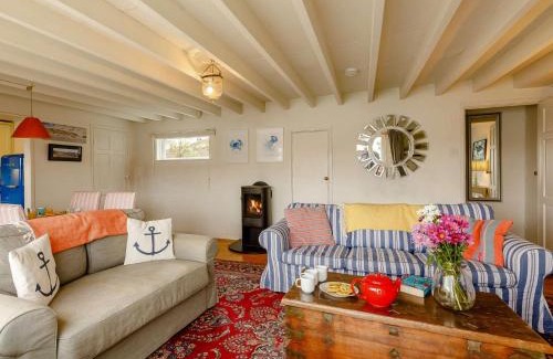 Polruan House | 2 Bed in Polruan PC074