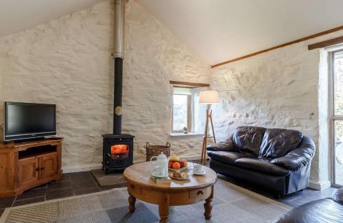 Redruth House | 2 Bed in Portreath FORGM