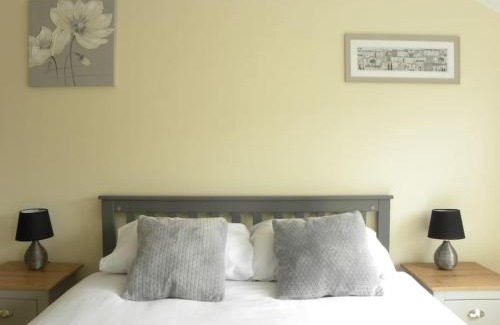 Nottingham City Centre Apartment | 2 Bed Lace Market apartment, with private parking