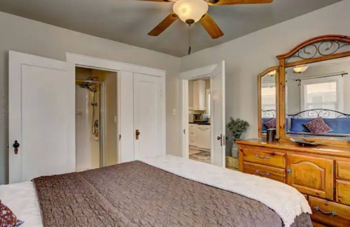 Depot Bench House | 2 bed Pet-Friendly in Great Central Boise location