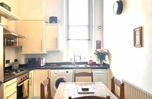 Wrexham Apartment | 2 Bed Self Contained Apartment Wrexham