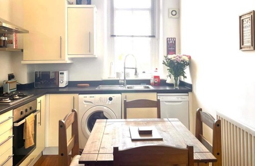 Wrexham Apartment | 2 Bed Self Contained Apartment Wrexham