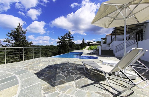 Apokoronas Villa | 2 Bed Villa Set in Olive Grove With Private Heated Pool and Sea Views