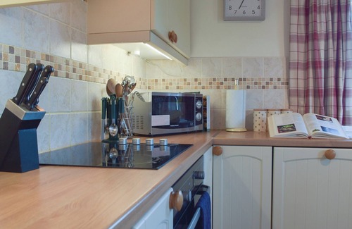 Pembroke Cottage | 2 bedroom accommodation in Cosheston near Pembroke