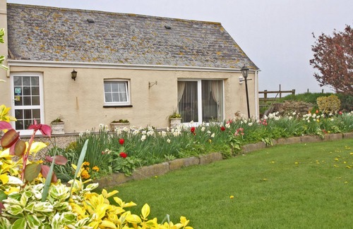 Pembroke Cottage | 2 bedroom accommodation in Cosheston near Pembroke