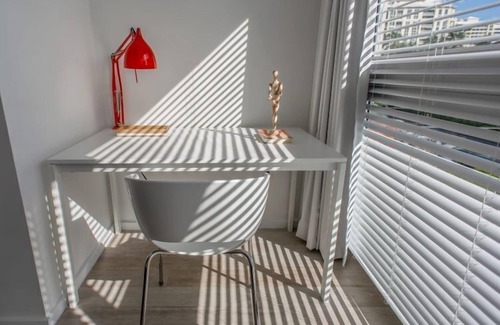 Key Biscayne Apartment | 2 Bedroom 1 King - 3 Twins