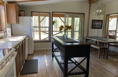 Lakeside Cabin | 2 bedroom, 2 bath cabin nestled in a alpine forest. 5 minutes from Flathead lake