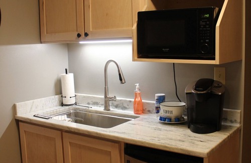Southcrest Cabin | 2 bedroom 2 bathroom…sleeps 10 with spectacular views