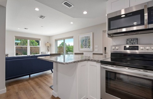Nokomis Villa | 2 Bedroom/2 Bath Villa (Ground Level) - Unit 9/C