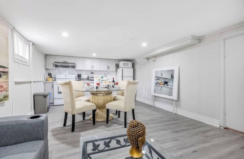 Durham Region House | 2 BEDROOM 2 BATHROOM Basement Haven Opulent Oasis!