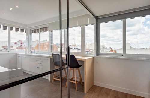 Castellana Apartment | 2 bedroom 2 bathroom furnished - Salamanca - bright & Stylish