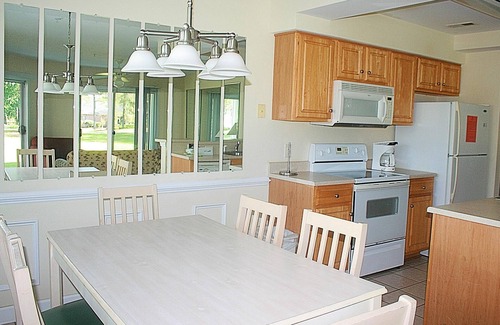 Calabash Villa | 2 Bedroom, 2 bathroom, Golf Course View, nearby beaches and Calabash style Seafood(2703)