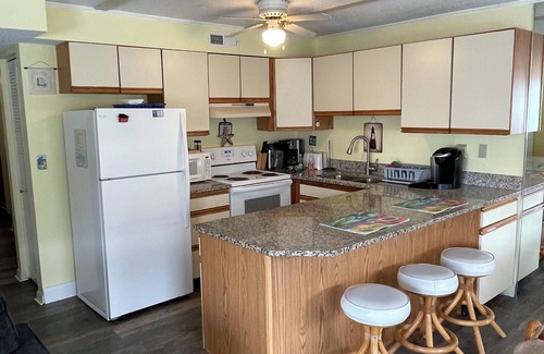 Midtown Ocean City Condo | 2 Bedroom 2 Bathroom Vacation Condo!