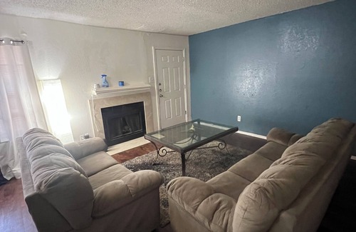 West Arlington House | 2-bedroom,2 car private garage, townhome in Arlington, 10 mins from AT&T