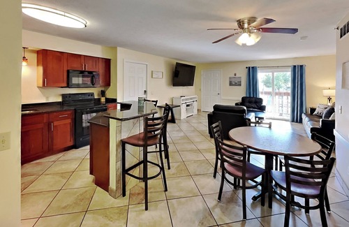 Put-in-Bay Condo | 2 Bedroom 2 Full Bath Poolview Condo - Sleeps up to 8 - C6
