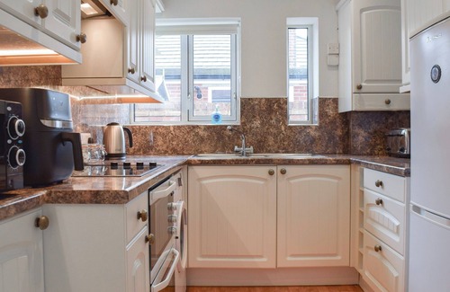 Lytham St. Anne's Cottage | 2 bedroom accommodation in Ansdell, near Lytham St Annes