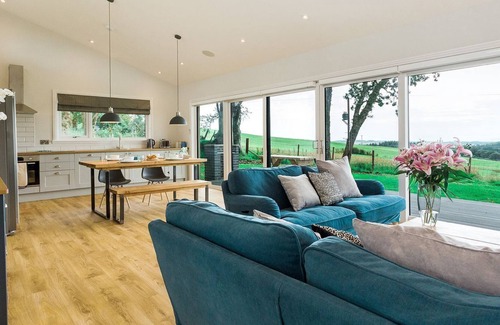 Gatehouse-of-Fleet Cottage | 2 bedroom accommodation in Gatehouse of Fleet, near Kirkcudbright