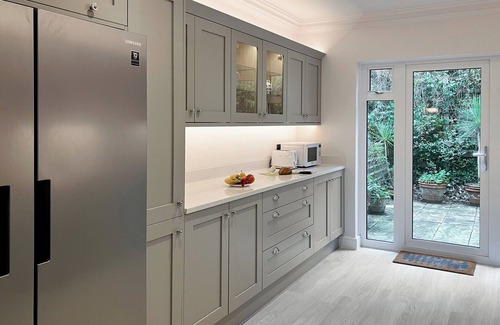 Salcombe Cottage | 2 bedroom accommodation in Sandhills Road